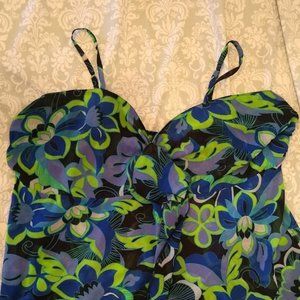 b.street Plus Ruffle Tank 30W/32W